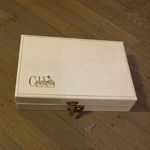 Celebrity Fashion Jewels Vintage Jewelry Organizer With Key-  Locks